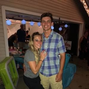 Meet your Posher, Halley